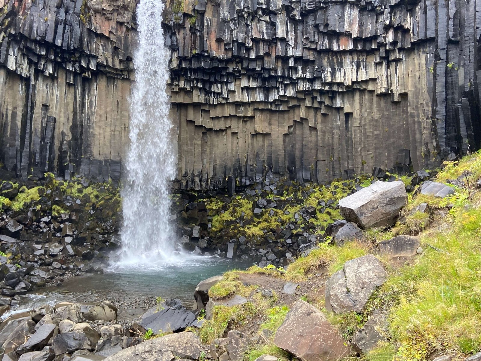 svartifoss skaftafell national park iceland
