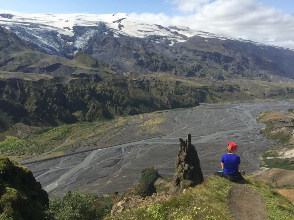 laugavegur multi day trek iceland thorsmork eyjafjallajokull valahnukur